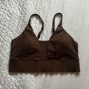 Sports bra